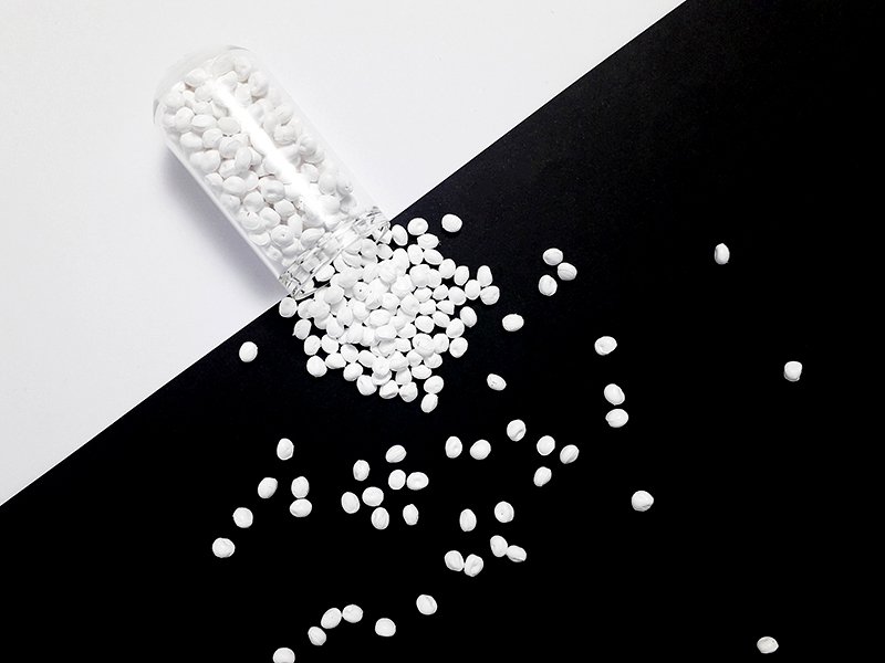 Why White Masterbatch Manufacturers Are Key to Packaging and Product Aesthetics - Plastiblends Why White Masterbatch Manufacturers Are Key to Packaging and Product Aesthetics - Plastiblends